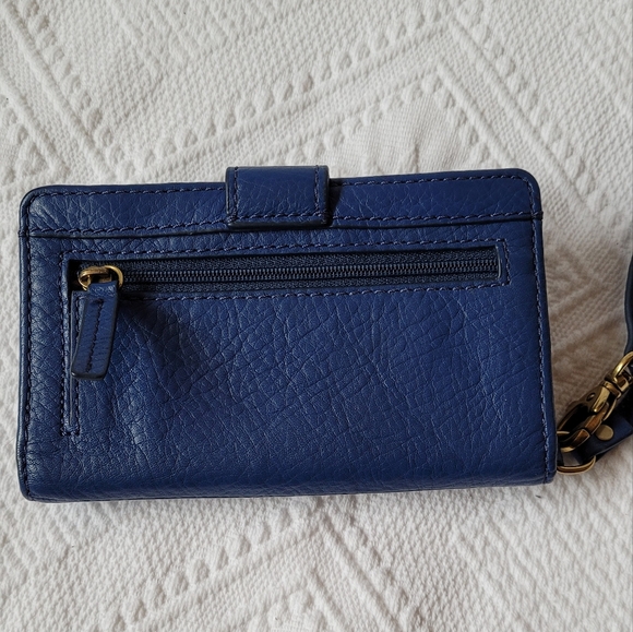 FOSSIL Blue Leather Wristlet Wallet - Picture 2 of 10